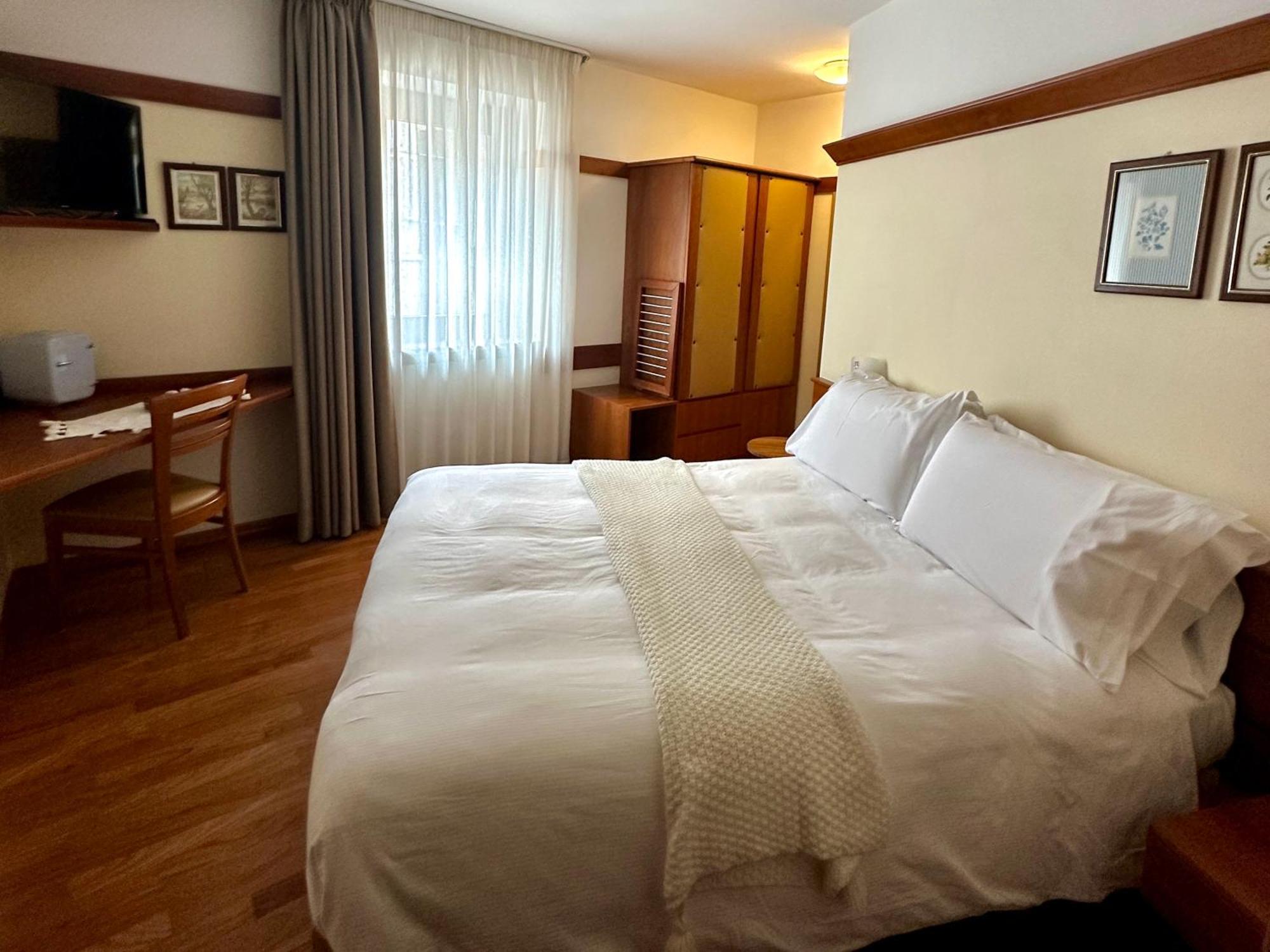 Il Duca Degli Abruzzi Hotel เปสกัสเซโรลี ภายนอก รูปภาพ